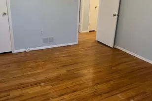 1105 N Oaks Blvd, North Brunswick Township, NJ 08902 - Photo 14