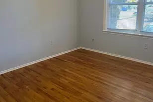 1105 N Oaks Blvd, North Brunswick Township, NJ 08902 - Photo 12