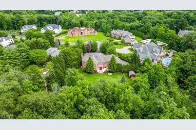 14 Grasmere Ct, Livingston, NJ 07039 - Photo 50