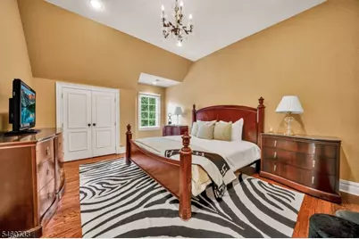 14 Grasmere Ct, Livingston, NJ 07039 - Photo 36