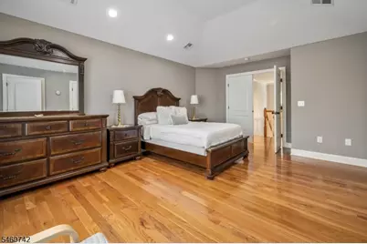 75 Bowlby St, Dover, NJ 07801 - Photo 18