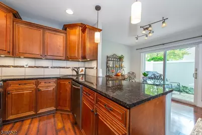 232 Gettysburg Way, Lincoln Park, NJ 07035 - Photo 4