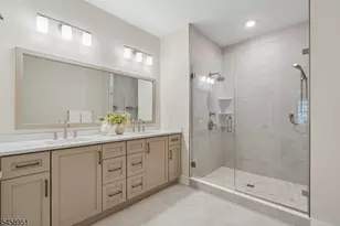 8 Hawfinch Dr, Berkeley Heights Township, NJ 07922 - Photo 22