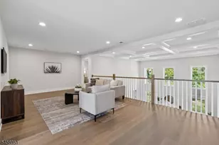 8 Hawfinch Dr, Berkeley Heights Township, NJ 07922 - Photo 24