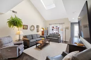 72 Whisper Way E, Roxbury Township, NJ 07852 - Photo 4