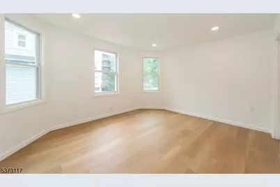 73 Clinton Pl #2, Hackensack, NJ 07601 - Photo 6