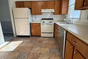 242 Nuthatch Ct, Readington, NJ 08887 - Photo 4