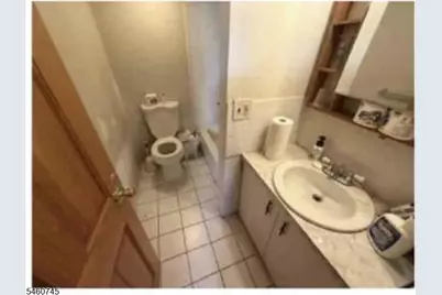 900 S Park Ave, Linden, NJ 07036 - Photo 22