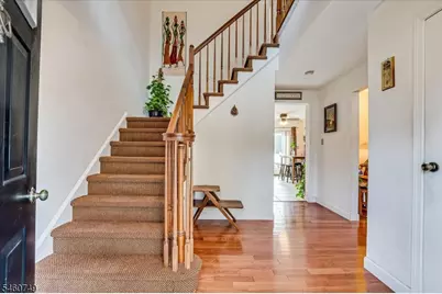 154 Dutton St, Franklin Township, NJ 08873 - Photo 4