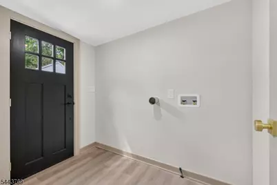 15 Elberta Rd, Maplewood, NJ 07040 - Photo 6