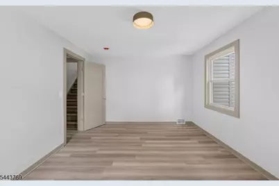 15 Elberta Rd, Maplewood, NJ 07040 - Photo 32