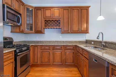 17 Halina Ln, Butler, NJ 07405 - Photo 4