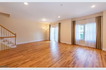 17 Halina Ln, Butler, NJ 07405 - Photo 10