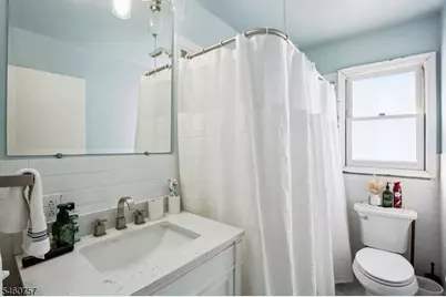74 Maple Ln, Hardwick Township, NJ 07825 - Photo 4