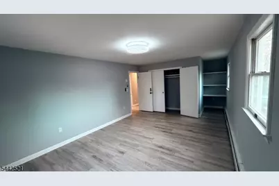 35 Fiat Ave, Woodbridge Township, NJ 08830 - Photo 24