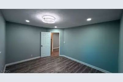 35 Fiat Ave, Woodbridge Township, NJ 08830 - Photo 14