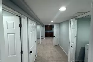35 Fiat Ave, Woodbridge Township, NJ 08830 - Photo 30