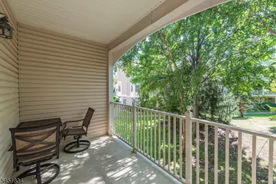 121 Turlington Ct, Livingston, NJ 07039 - Photo 12