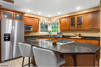 46 Everitts Hill Rd, Raritan Township, NJ 08822 - Photo 10