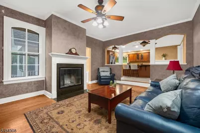 46 Everitts Hill Rd, Raritan Township, NJ 08822 - Photo 4