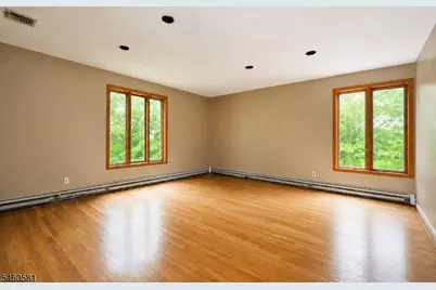 4 Upper Lake Rd, Jefferson Township, NJ 07438 - Photo 18