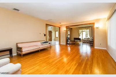 4 Upper Lake Rd, Jefferson Township, NJ 07438 - Photo 10