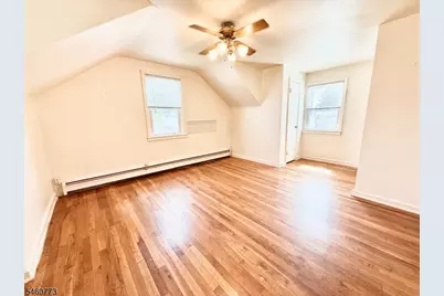 674 Cedar St, Woodbridge Township, NJ 07067 - Photo 32