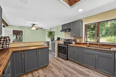 37 Shades Of Death Rd, Liberty Township, NJ 07838 - Photo 10