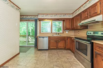 9 Little Paint Way, Byram Township, NJ 07821 - Photo 8