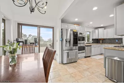 6 Tyler Ct, Clifton, NJ 07012 - Photo 10