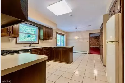 15 Torbet Dr, Wayne, NJ 07470 - Photo 12