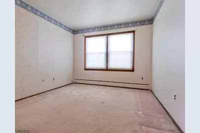 15 Torbet Dr, Wayne, NJ 07470 - Photo 32