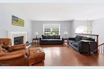 46 Melinda Ln, Vernon Twp., NJ 07421 - Photo 6