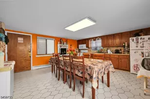 83 Pacific St, Newark, NJ 07105 - Photo 16