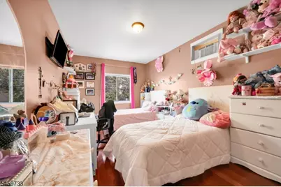 83 Pacific St, Newark, NJ 07105 - Photo 22