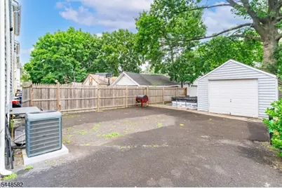 10 Lentz Pl, Irvington, NJ 07111 - Photo 22