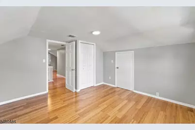 1176 Julia St, Teaneck Township, NJ 07666 - Photo 20