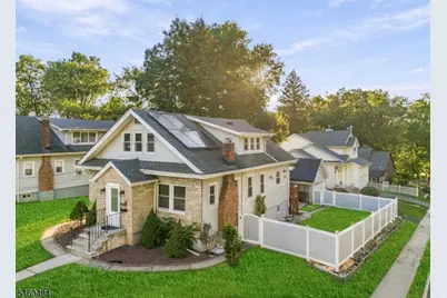 1176 Julia St, Teaneck Township, NJ 07666 - Photo 2