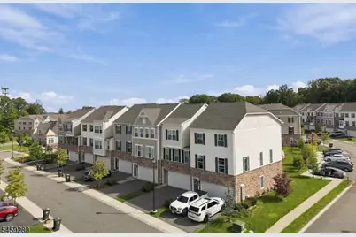 14 Clausen Ct, Mount Olive, NJ 07828 - Photo 2