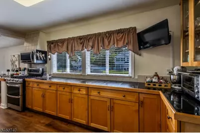 19 Rebecca Pl, Piscataway Township, NJ 08854 - Photo 10
