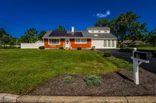 19 Rebecca Pl, Piscataway Township, NJ 08854 - Photo 1