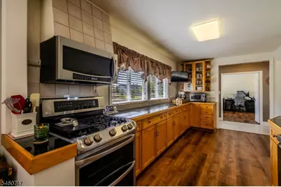 19 Rebecca Pl, Piscataway Township, NJ 08854 - Photo 8
