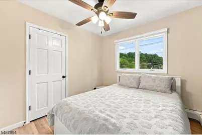 2 Crescent Rd, Hopatcong, NJ 07843 - Photo 16