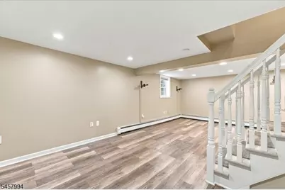 2 Crescent Rd, Hopatcong, NJ 07843 - Photo 28