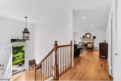 3 Deer Run Cir, Chatham Township, NJ 07928 - Photo 6