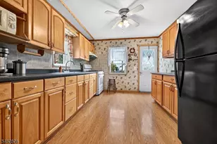 12 Cornell St, Woodbridge Township, NJ 07001 - Photo 8
