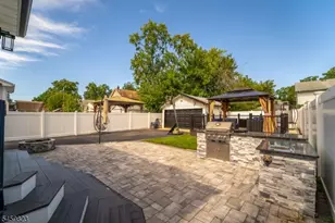 149 E Clay Ave, Roselle Park, NJ 07204 - Photo 26