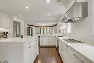 3 Manrodt Ct, Kinnelon, NJ 07405 - Photo 12
