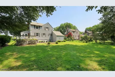 11 Munsee Dr, Cranford Township, NJ 07016 - Photo 34