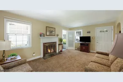 11 Munsee Dr, Cranford Township, NJ 07016 - Photo 8